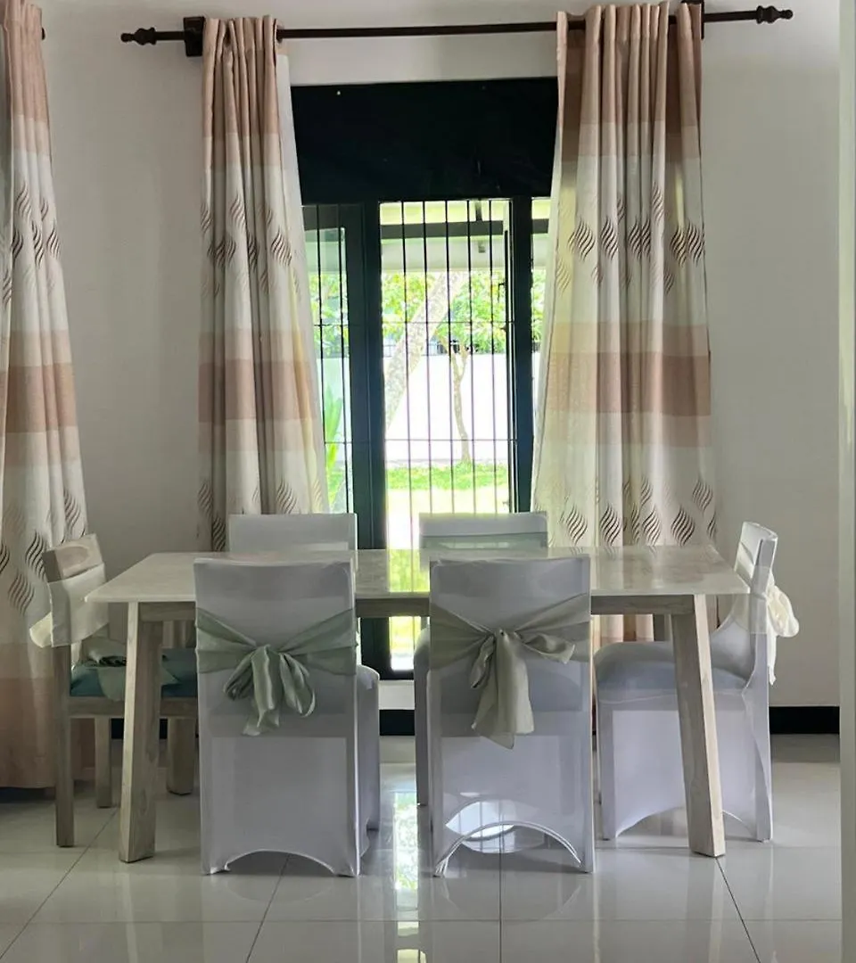Kevzz Villa Negombo Kadirana North
