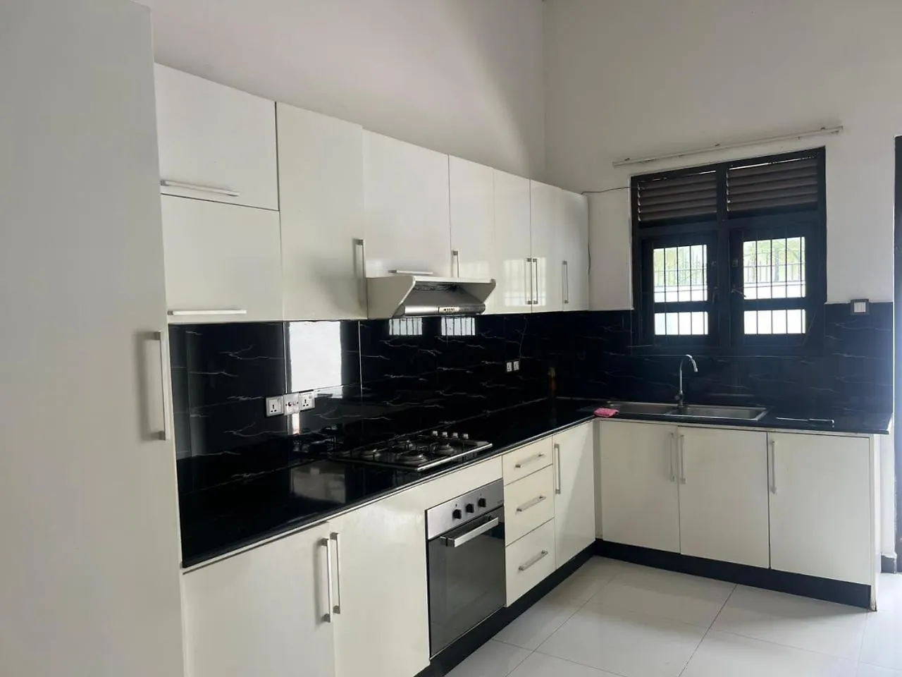 Kevzz Villa Negombo Kadirana North Šrí Lanka