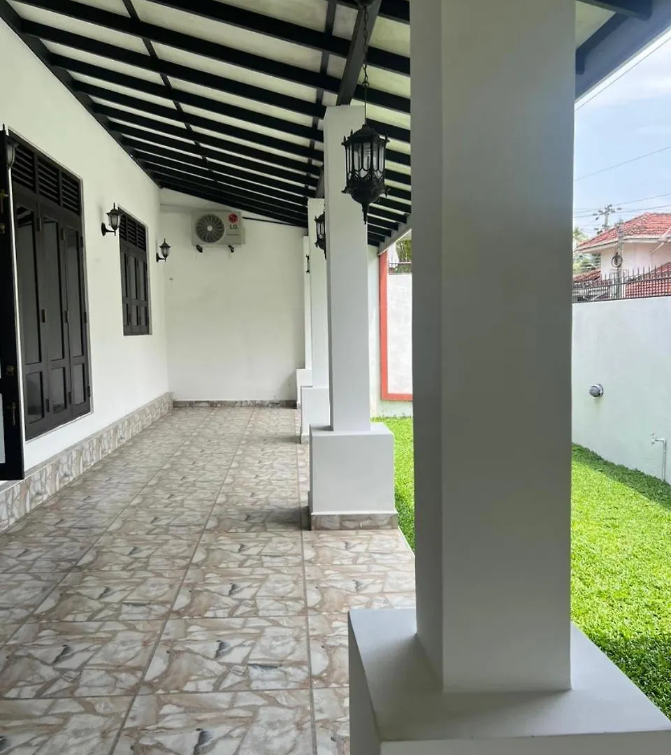 Kevzz Villa Negombo Kadirana North