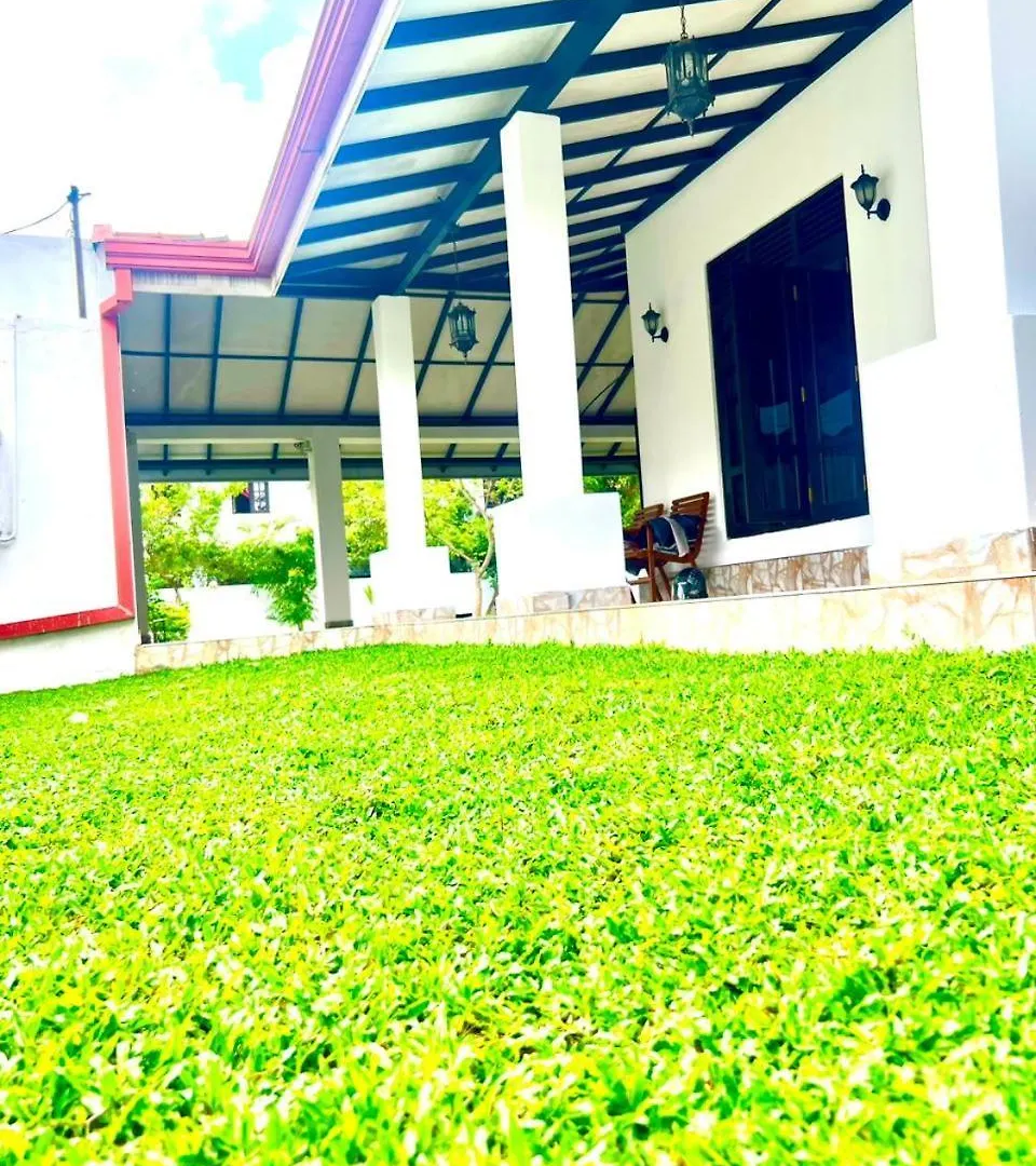 Kevzz Villa Negombo Kadirana North